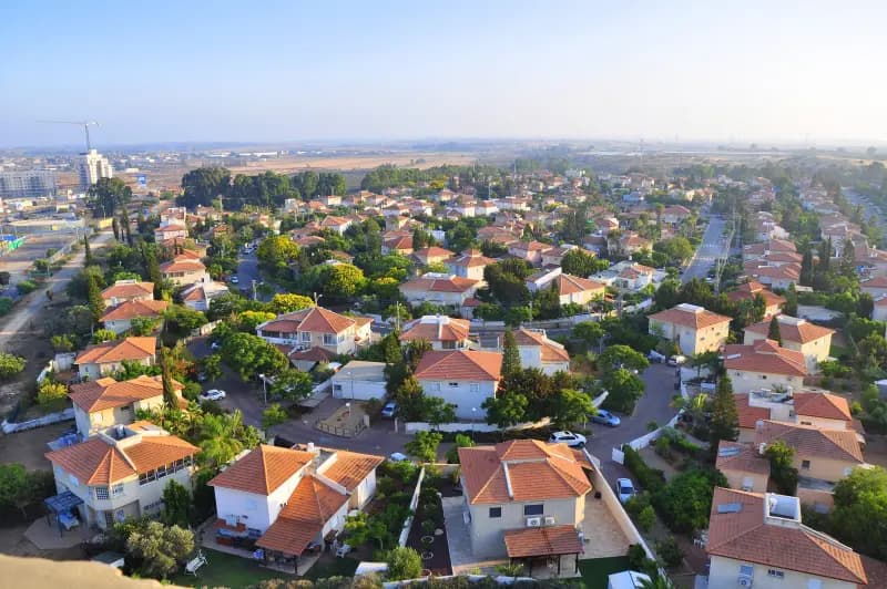 יבנה